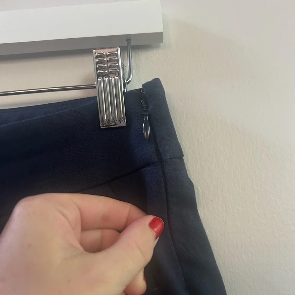 J.crew navy pleated trousers 6 tall‎